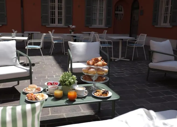 Corte Novella & 3* Brescia